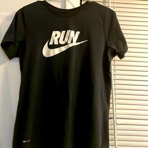Nike Women's Dri-Fit T-Shirt Large